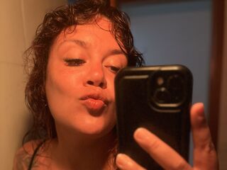 shower live cam LollaRodrigues