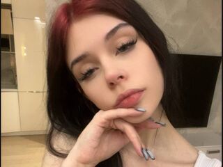 anal LoraBrow