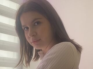 camgirl playing with dildo MalindaOberhaus