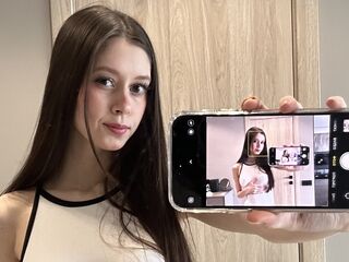 girl webcam MelissaMelis