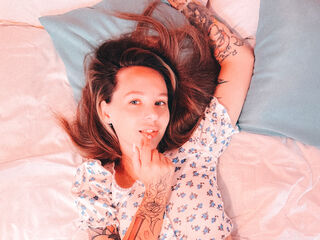 cam girl masturbating with vibrator MiaGrahamm