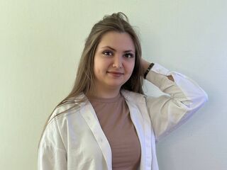 naked girl with live cam masturbating MildaTaddio