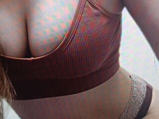 cam girl fingering MonicaMilez