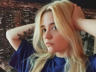 nude webcam girl picture MonnieMoniz