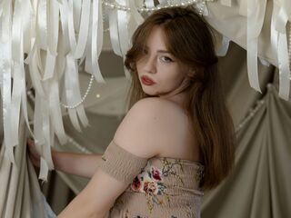 webcam girl MoonBrittany