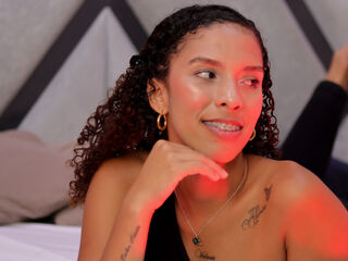 chat room live sex NicoleBakker