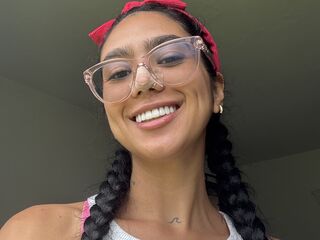 topless girl OnlyVal
