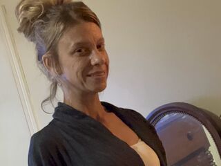 free adult cam PrettyVA