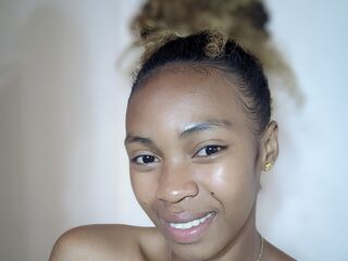 beautiful webcamgirl RasoaAlice