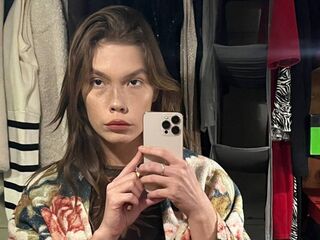 nude webcamgirl picture RubyRedkis