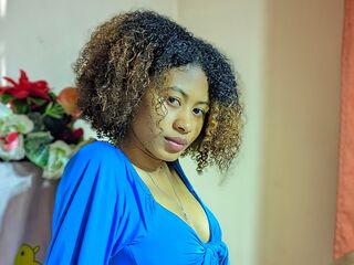 hot webcam video SaholyCloe