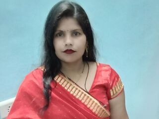 webcam girl SaronLey