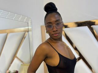 hot cam girl masturbating SelenaHadid