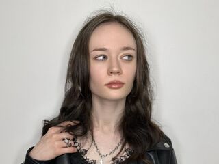chat room live sex TenishaSeebold