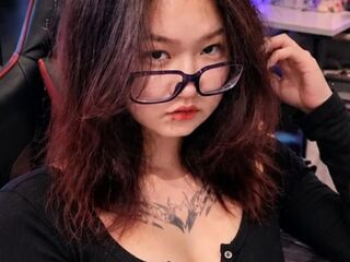 chat show TishaOyervides