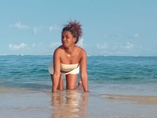 naked webcam girl masturbating hasinatahina